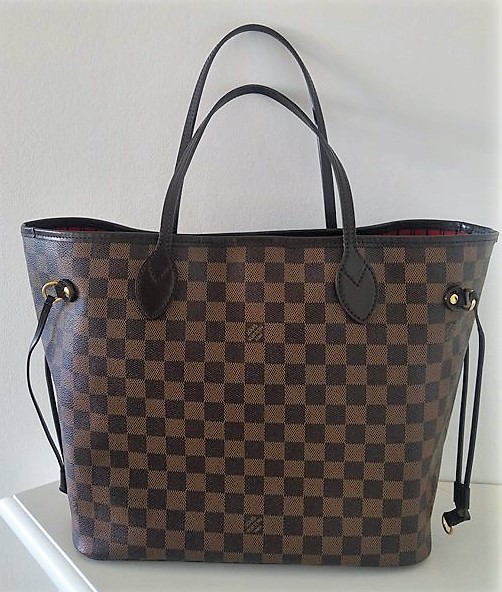 It's finally happened lads. My first ever Neverfull, also my first Damier  Ebene piece! 🤎 : r/Louisvuitton