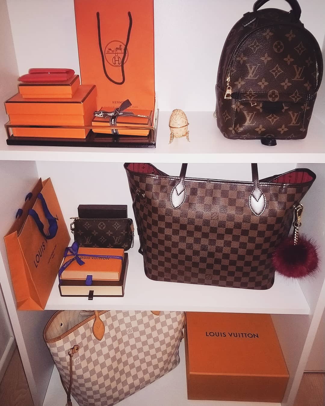 Displaying your handbags: tips, ideas and inspiration for a beautiful  handbag closet – Buy the goddamn bag