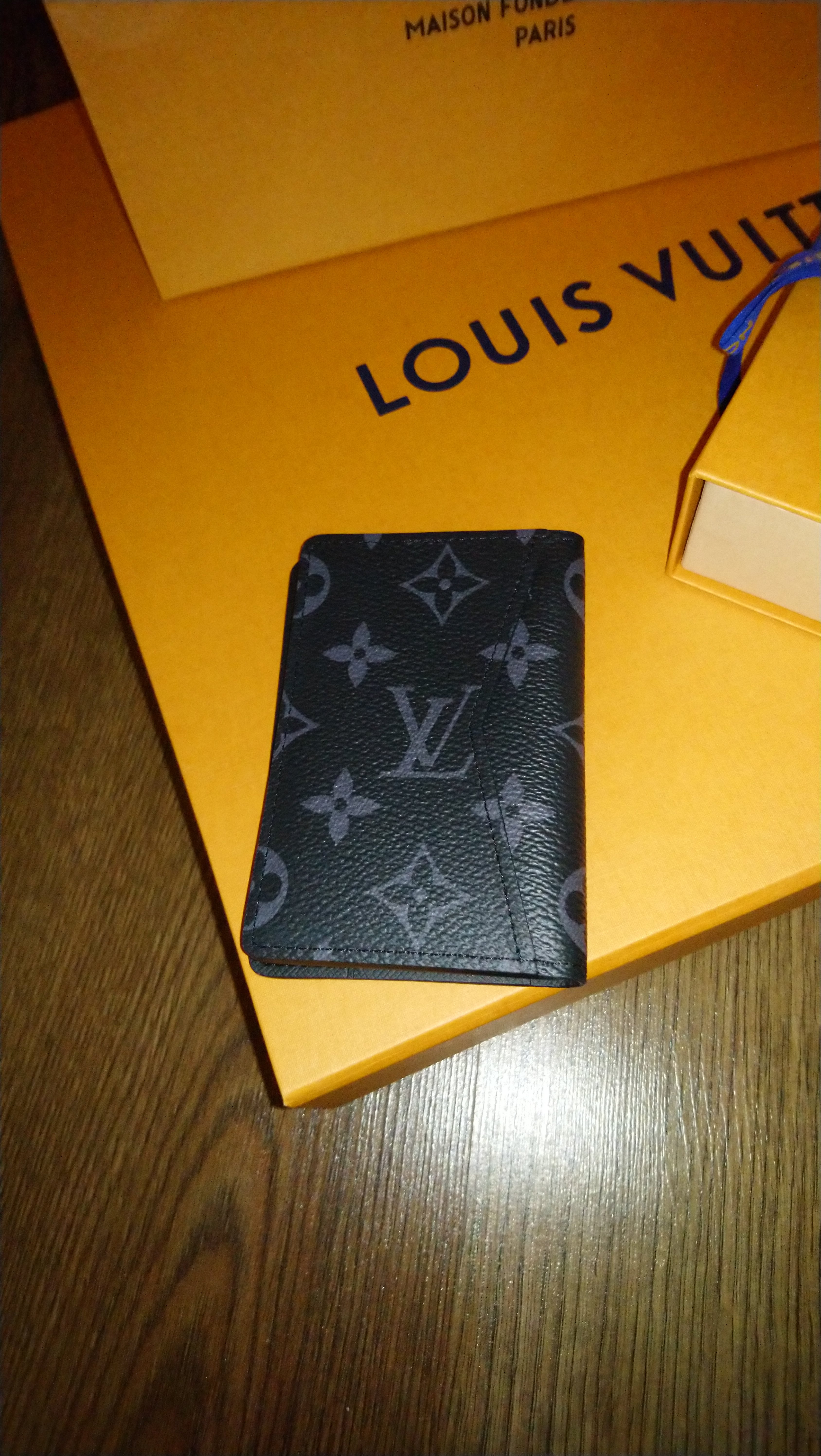 Louis Vuitton cles (key pouch/ pochette). My most used SLG and why I sold  my old one! – Buy the goddamn bag
